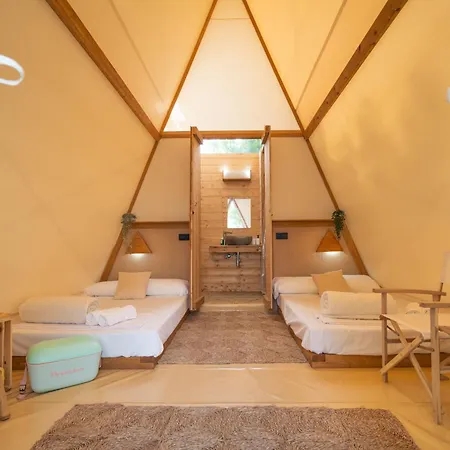 Kampaoh Камбрильс